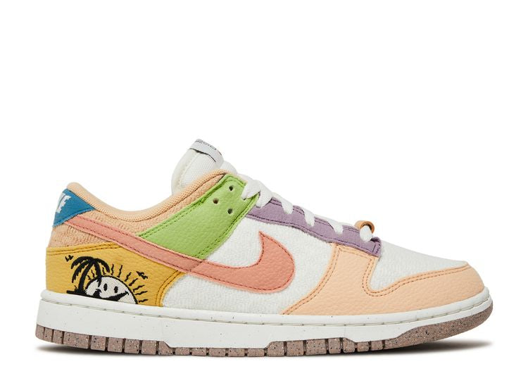 Nike Wmns Dunk Low SE 'Sun Club'