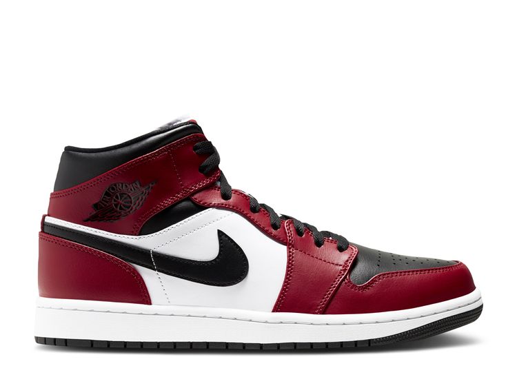  Air Jordan 1 Mid 'Chicago Black Toe'