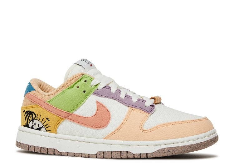Nike Wmns Dunk Low SE 'Sun Club'