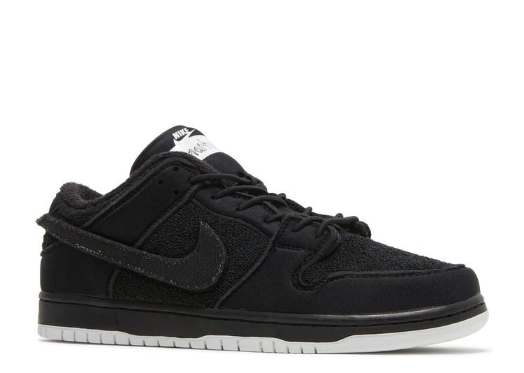 Nike Gnarhunters X Dunk Low SB 'Black'
