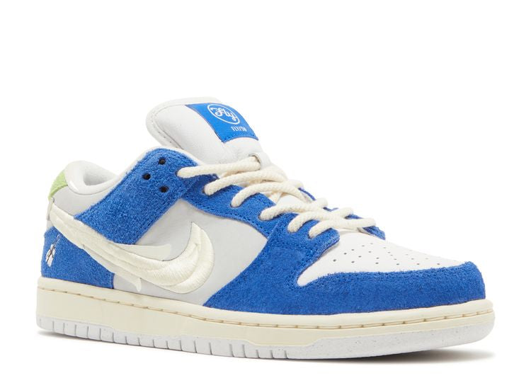 Nike Fly Streetwear X Dunk Low Pro SB 'Gardenia'