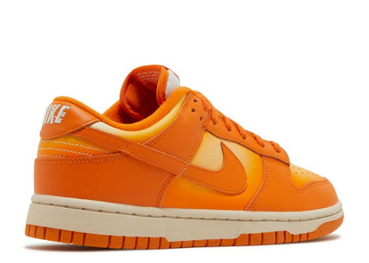 Nike Wmns Dunk Low 'Magma Orange'