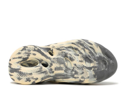 ADIDAS Yeezy Foam Runner 'MXT Moon Grey'