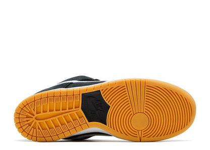 Nike Dunk Low SB 'Black Gum'