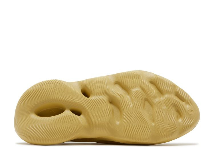 ADIDAS Yeezy Foam Runner 'Sulfur'