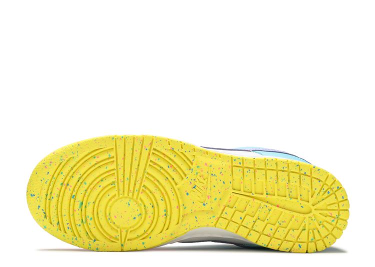 Nike Wmns Dunk Low SE 'Candy'
